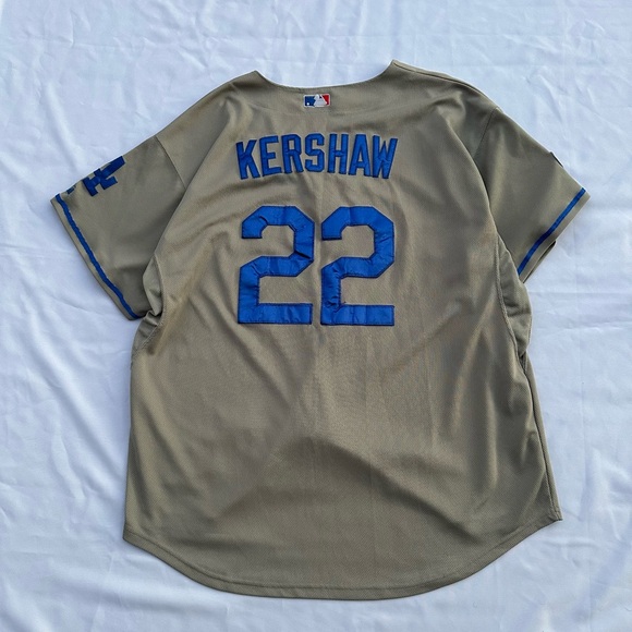 Clayton Kershaw Dodgers 50th Anniversary Grey Road Jersey Size 54 (XXL) - Picture 11 of 13